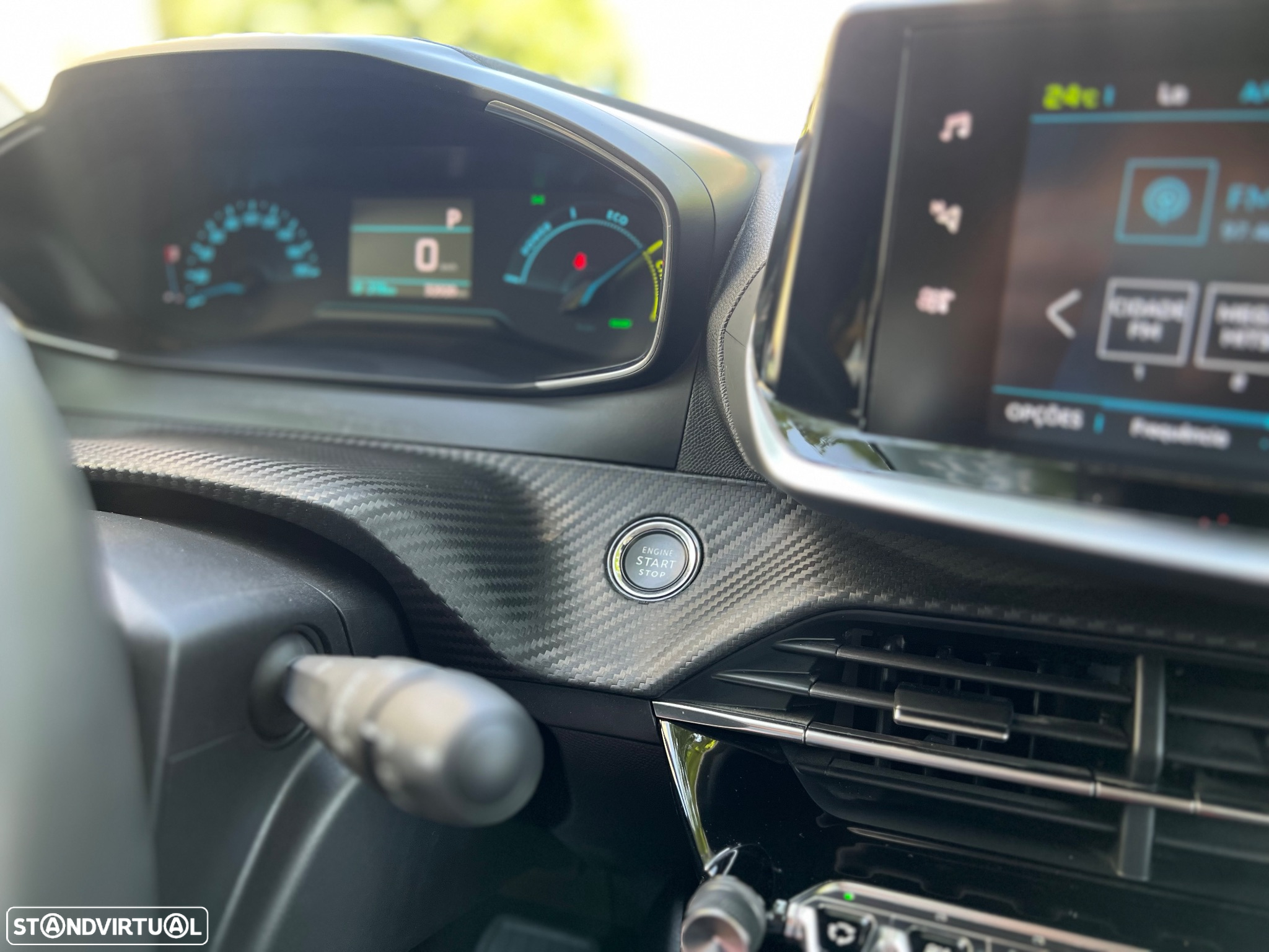 Peugeot e-2008 50 kWh Allure Pack - 39