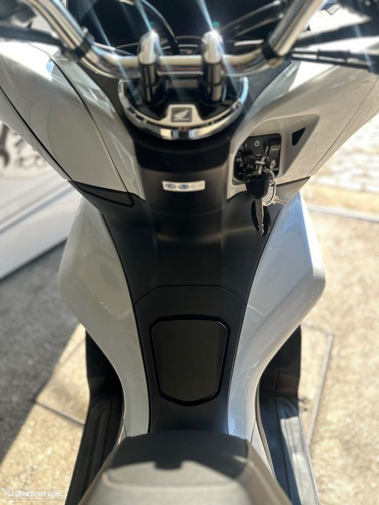 Honda PCX125 - 10