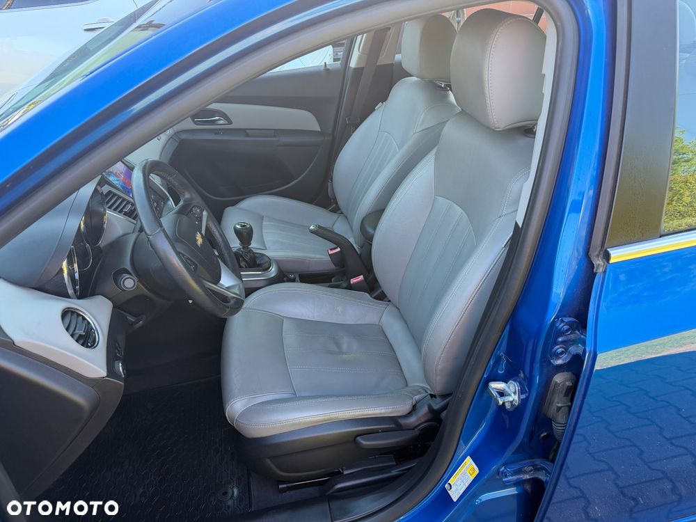 Chevrolet Cruze 1.8 LT+ - 20