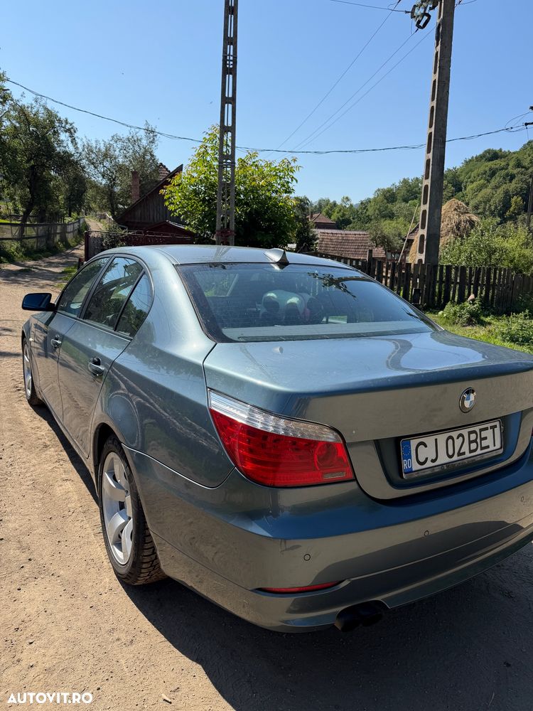 BMW Seria 5 523i Aut. - 3