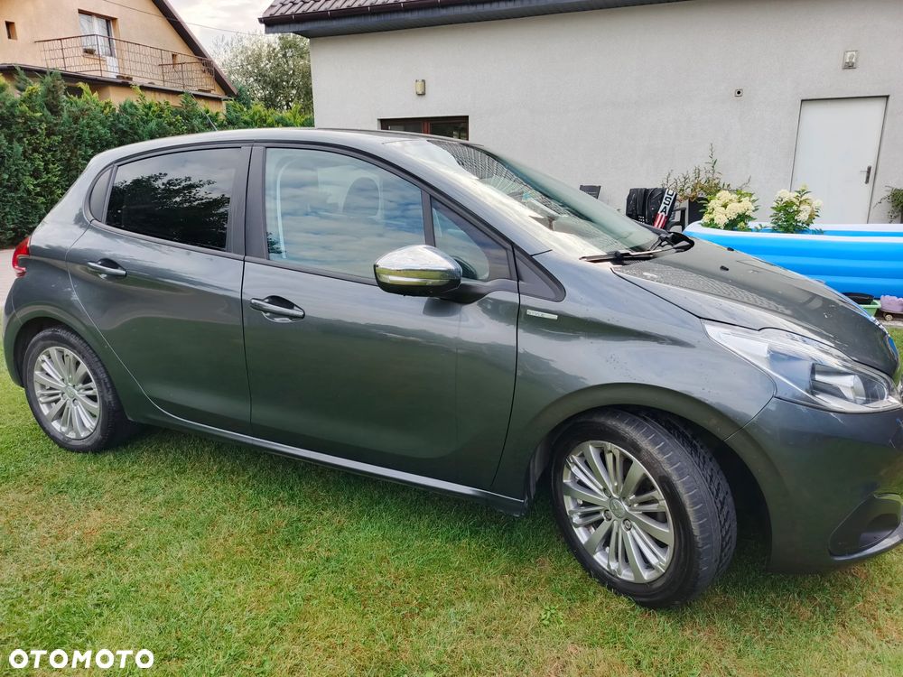 Peugeot 208 1.2 PureTech Style - 2