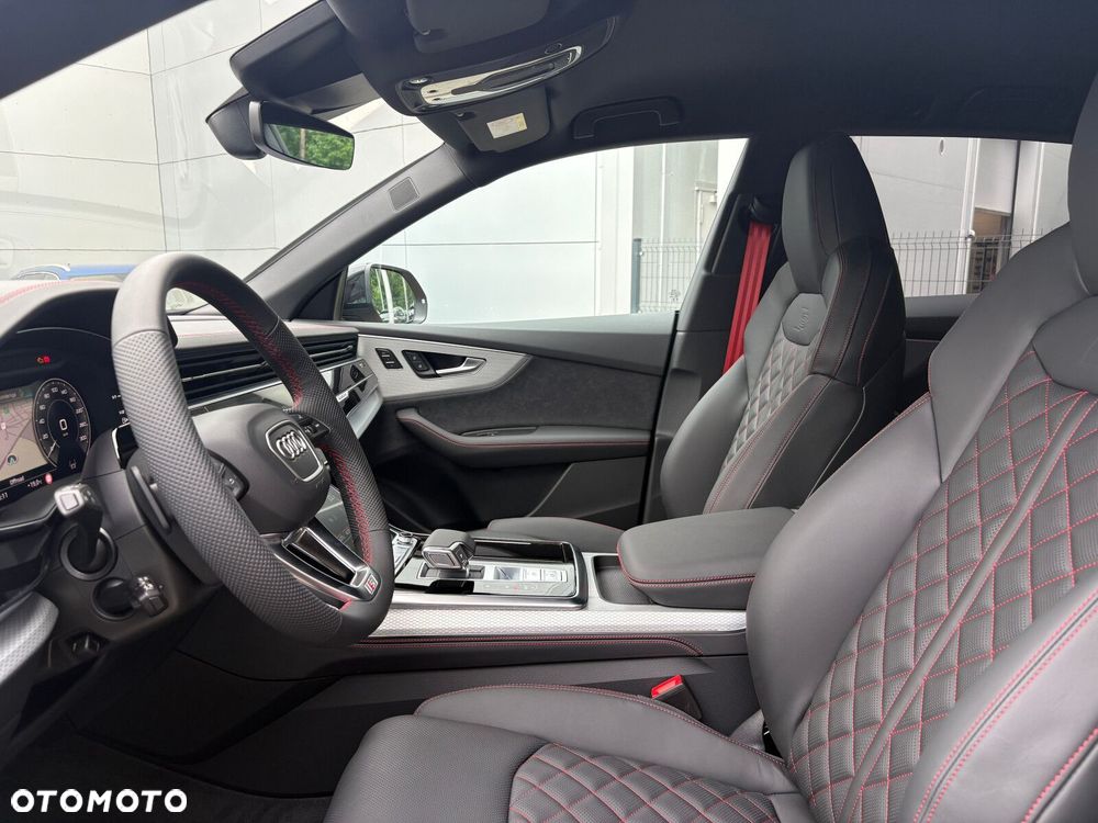 Audi Q8 - 14