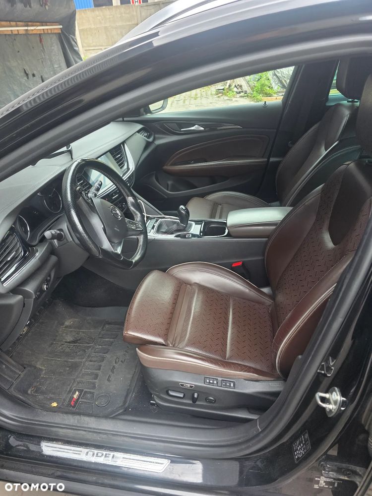 Opel Insignia - 9