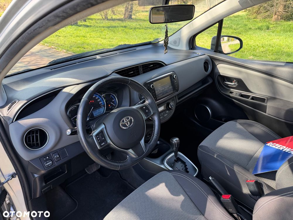 Toyota Yaris - 14