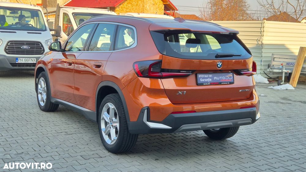 BMW X1 sDrive18d Aut. Sport Line - 3