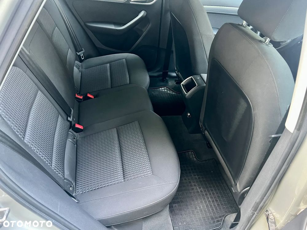 Audi Q3 2.0 TDI Quattro S tronic - 17