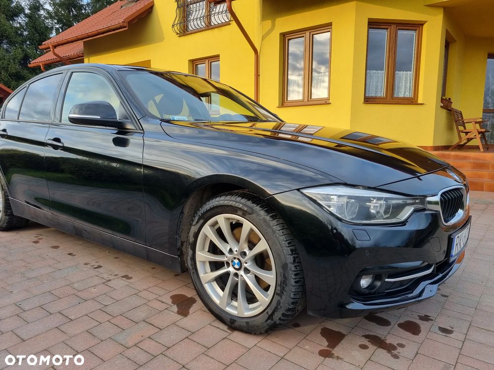 BMW Seria 3 320d xDrive Sport Line - 3