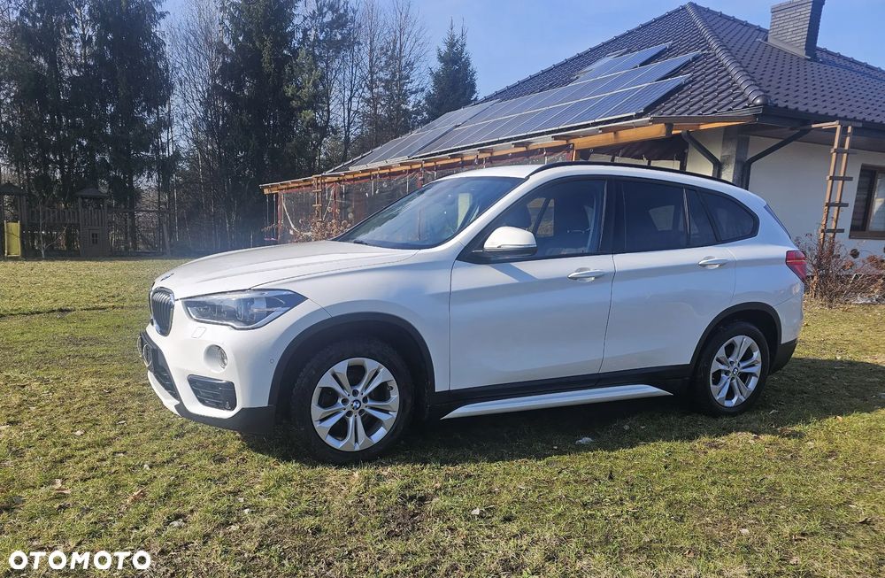 BMW X1 xDrive18d Sport Line - 2