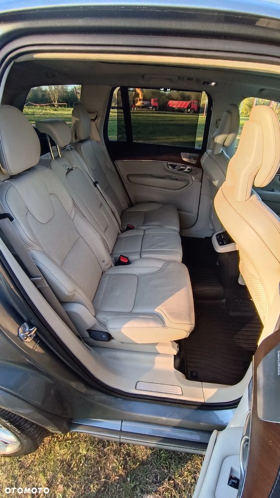 Volvo XC 90 - 15