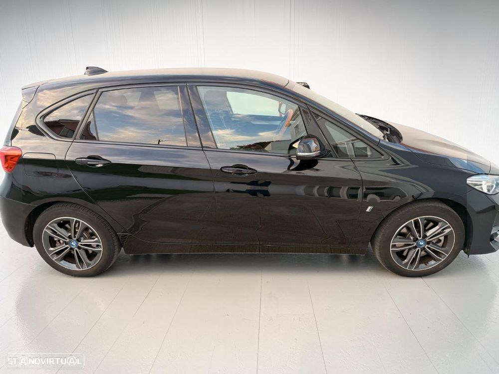 BMW 225xe Active Tourer Advantage - 2