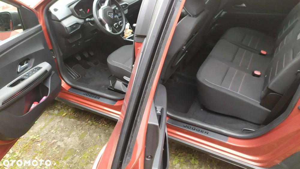 Dacia Jogger 1.0 TCe Extreme 7os - 32