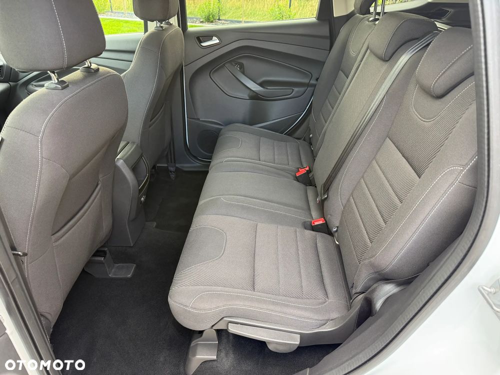 Ford Kuga 1.6 EcoBoost 2x4 Individual - 29