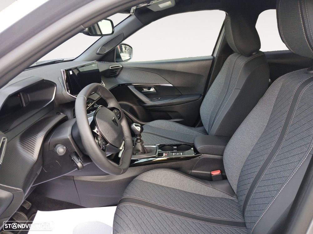 Peugeot 2008 1.2 Allure - 9
