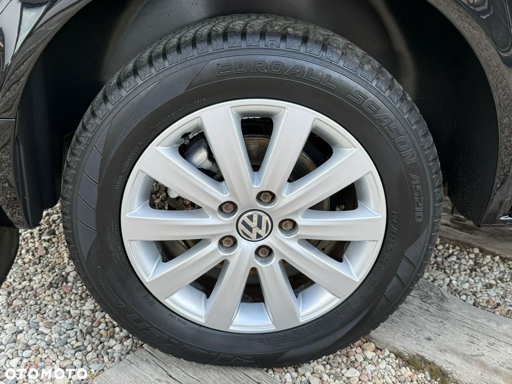 Volkswagen Multivan - 13