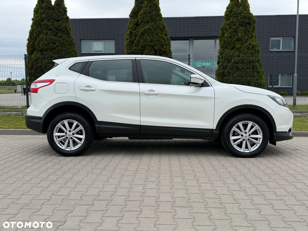 Nissan Qashqai 1.6 dCi DPF acenta - 8