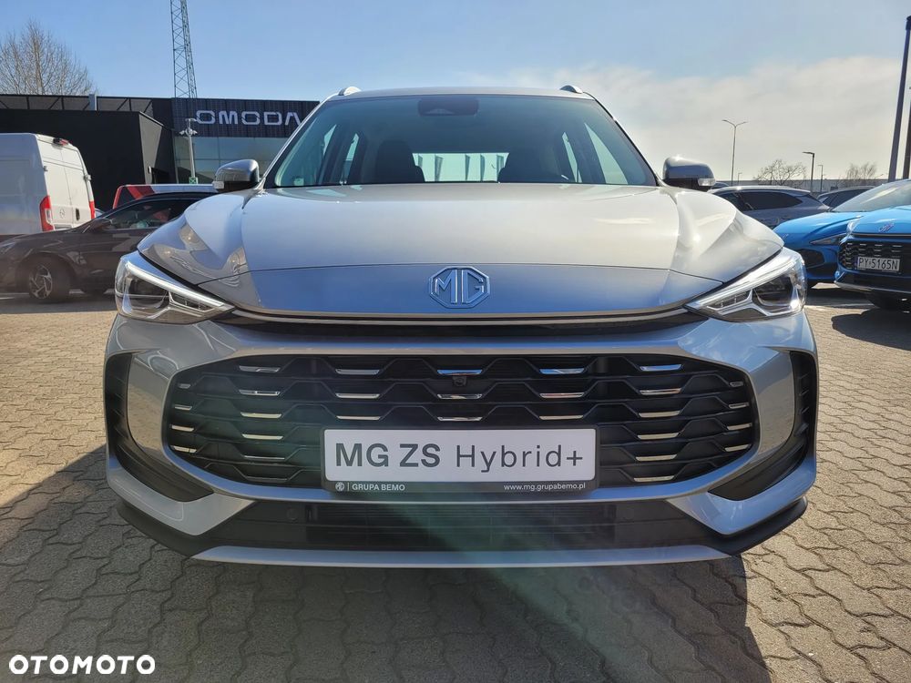 MG ZS Hybrid+ - 6