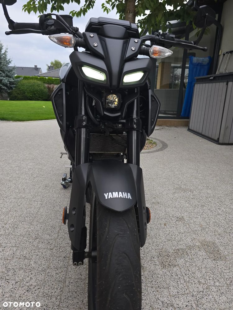 Yamaha MT - 6