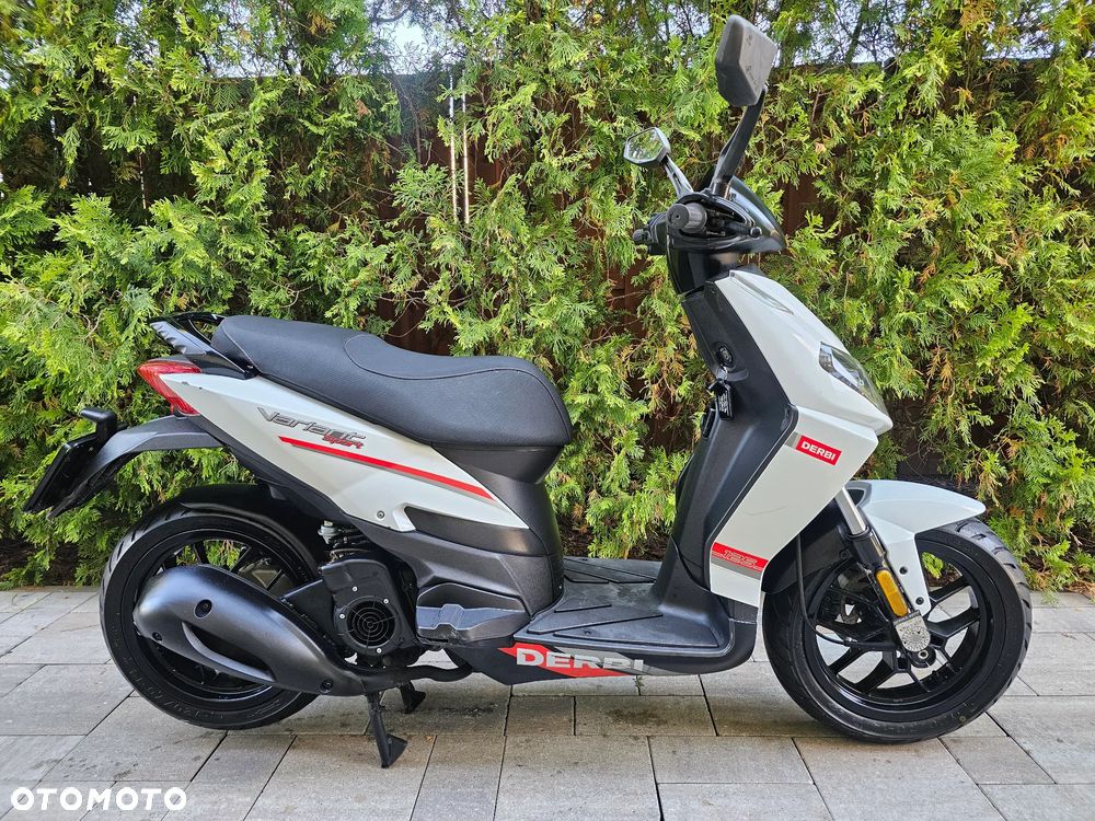 Derbi Variant - 2