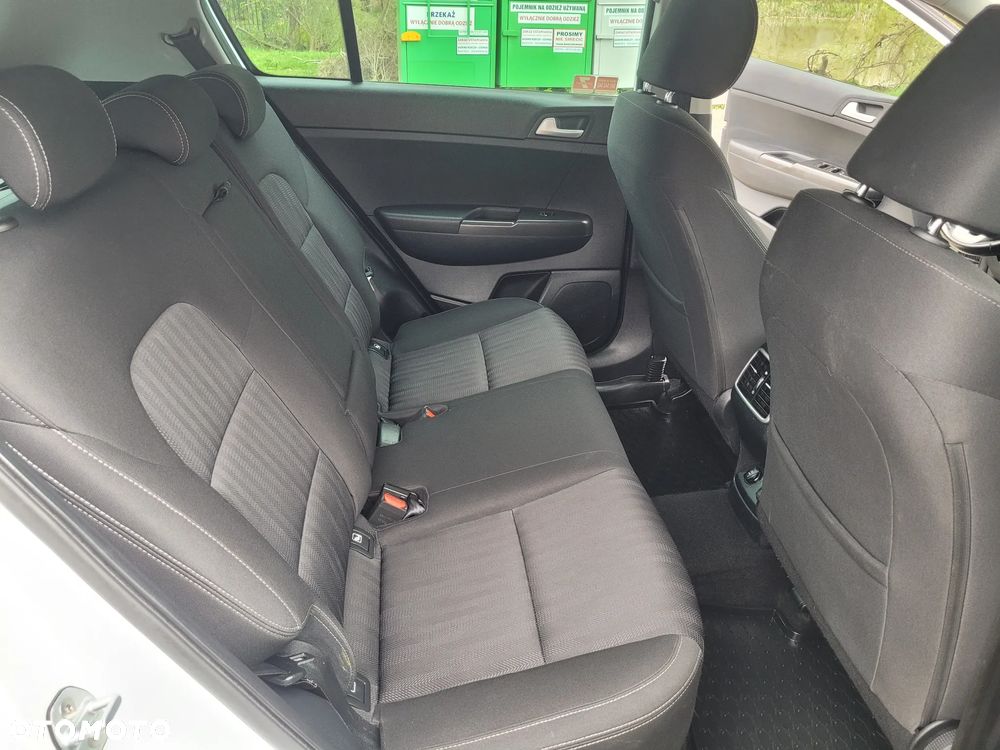 Kia Sportage 1.6 GDI L 2WD - 19