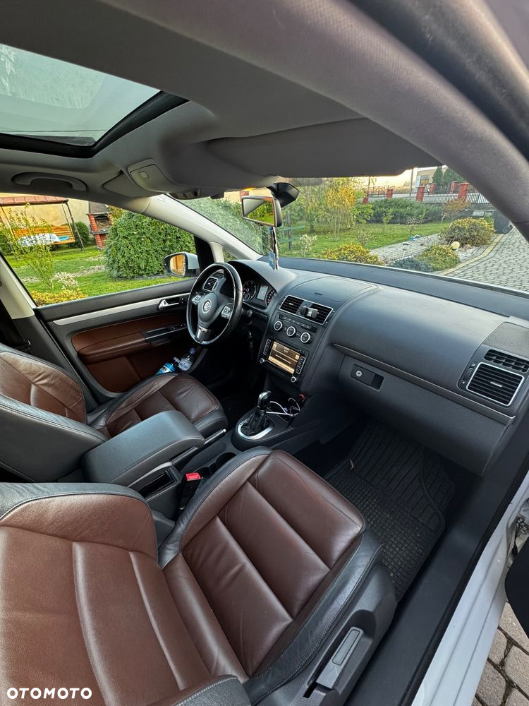 Volkswagen Touran 2.0 TDI DPF DSG R-Line Edition - 11