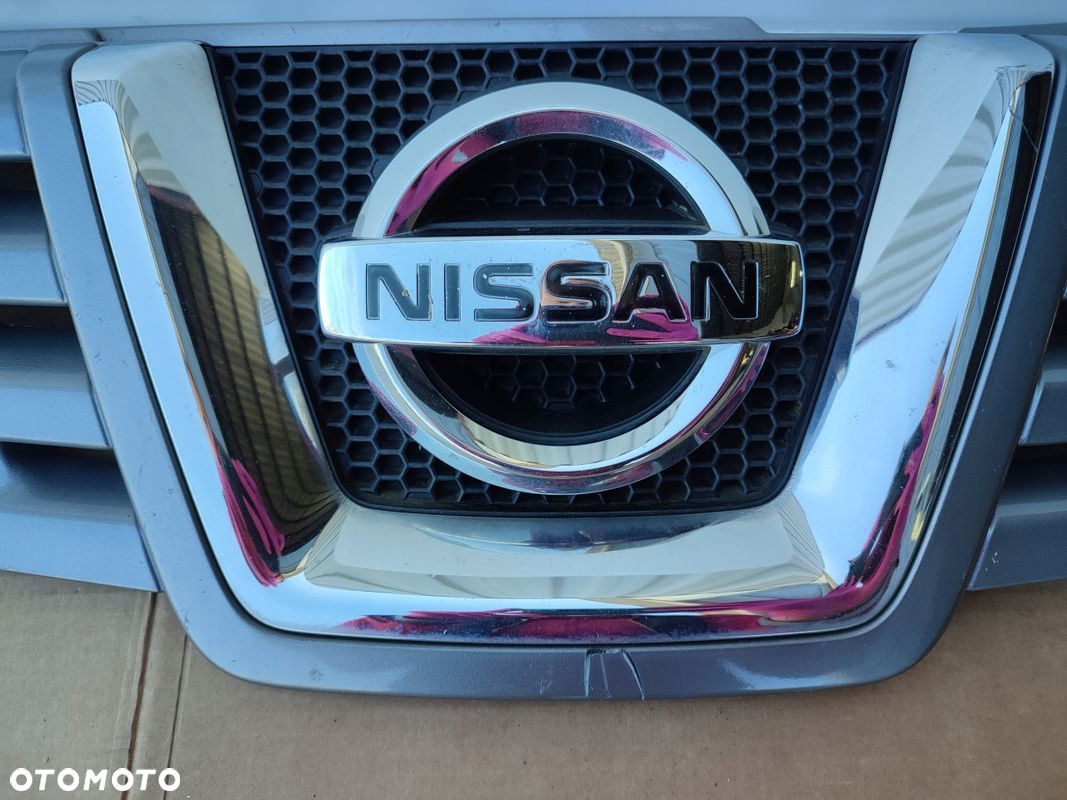 Grill atrapa chłodnicy NISSAN QASHQAI I J10 06-10 - 2