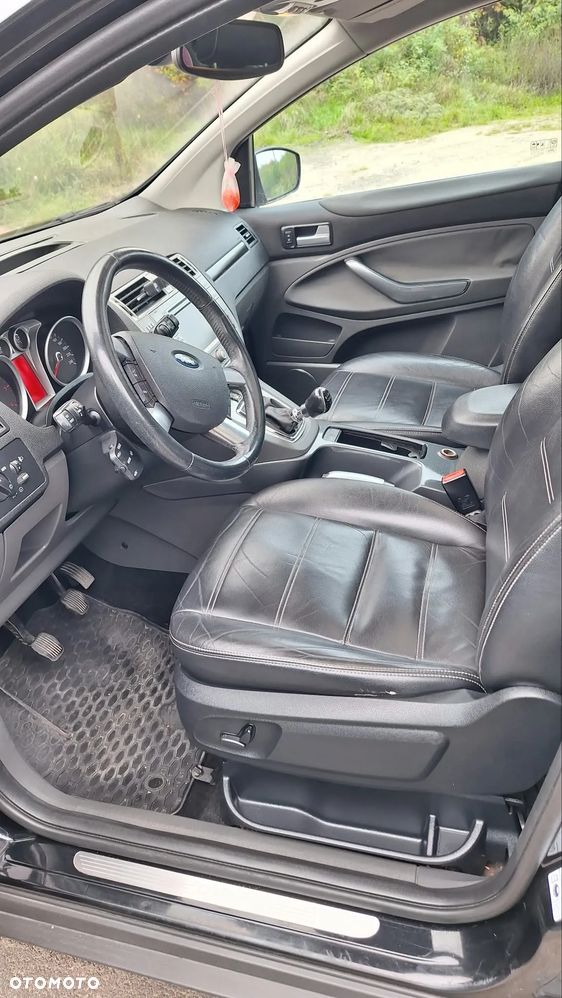 Ford Kuga - 7