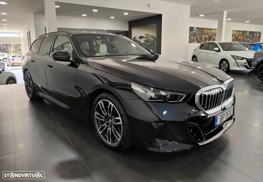 BMW i5 Touring eDrive40 - 15