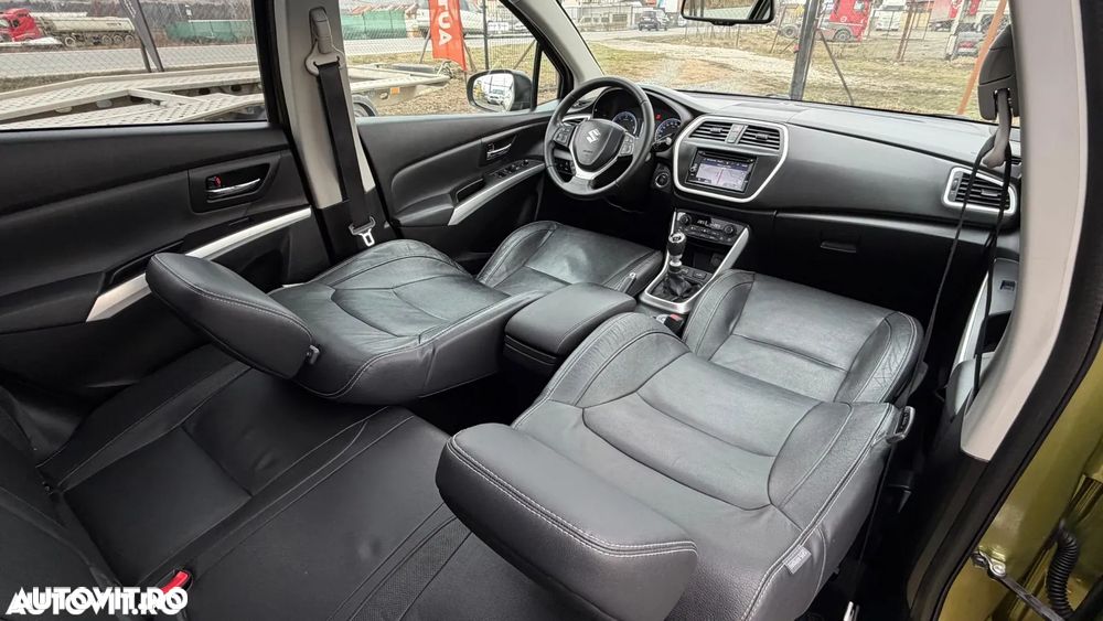 Suzuki S-Cross - 17