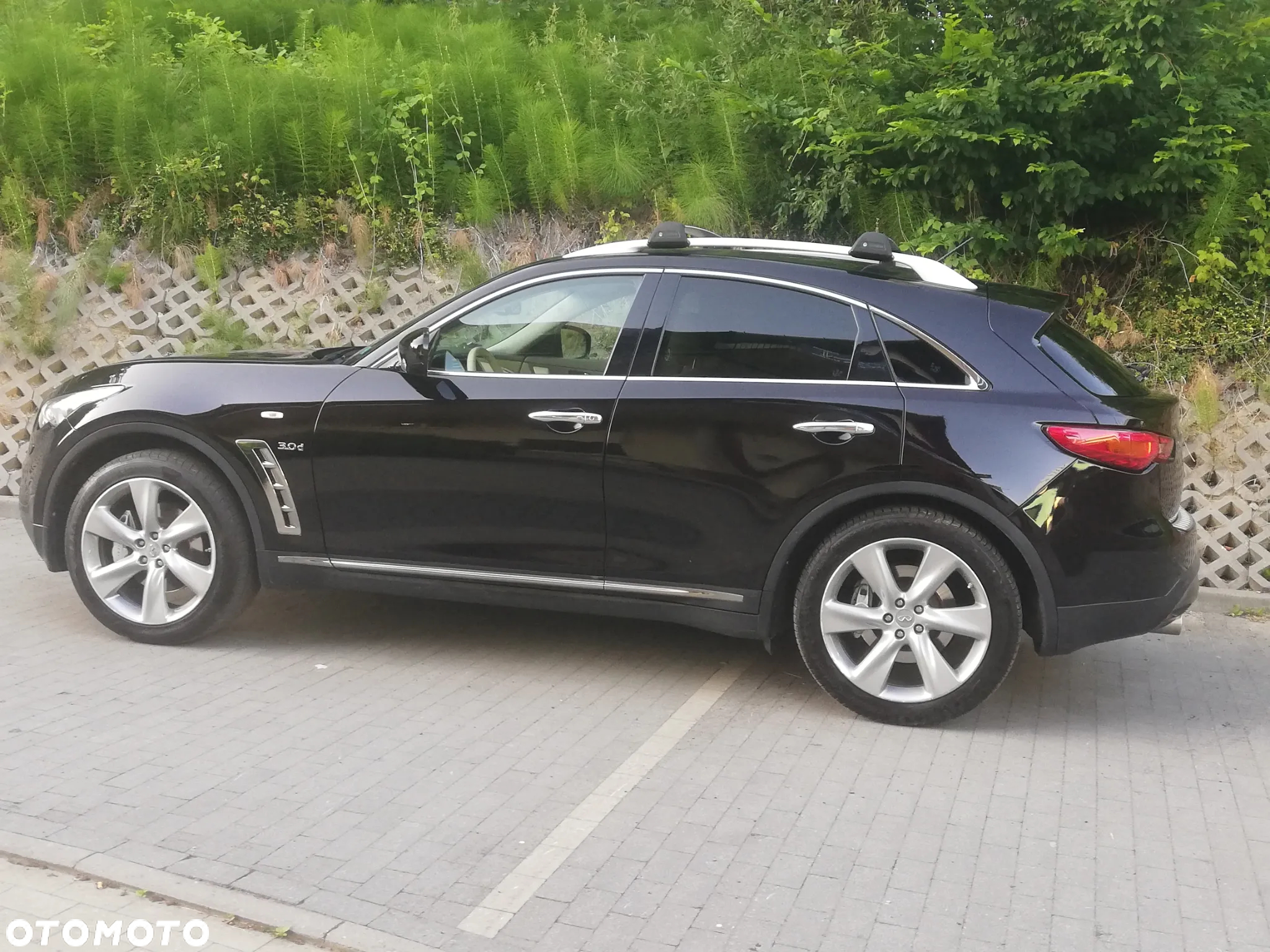 Infiniti QX70 3.0d S Premium - 3