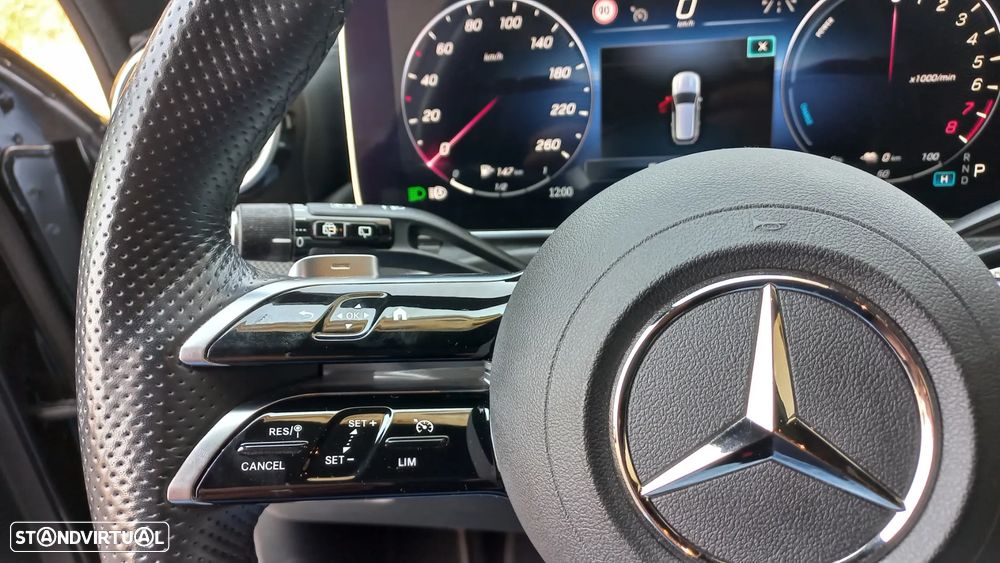 Mercedes-Benz C 300 e T 9G-TRONIC AMG Line - 13