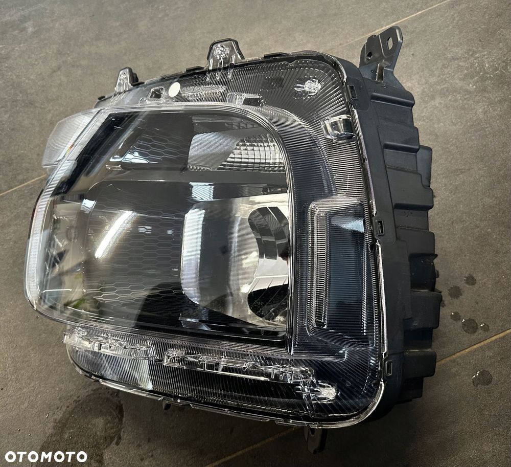 hyundai staria 2021 lampa lewa 92101-cg000 - 2