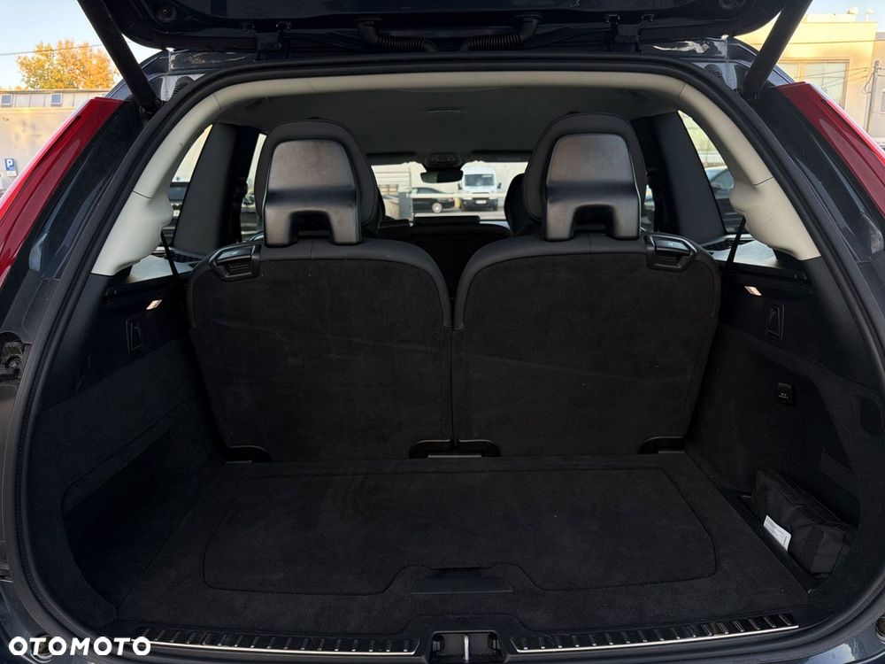 Volvo XC 90 - 18
