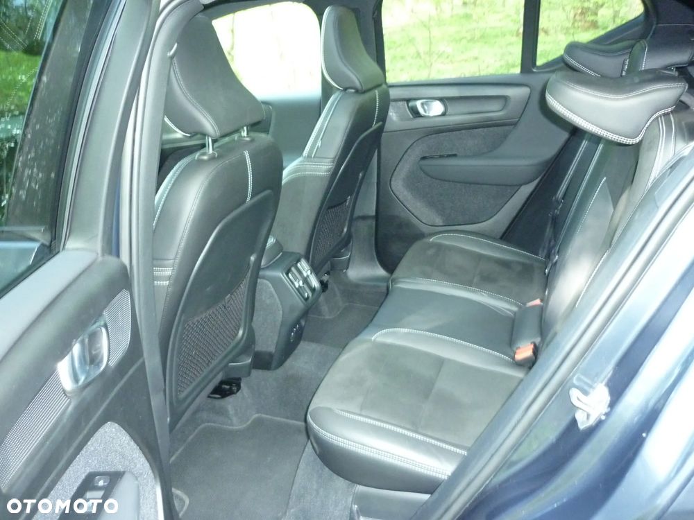 Volvo XC 40 T5 AWD R-Design - 11