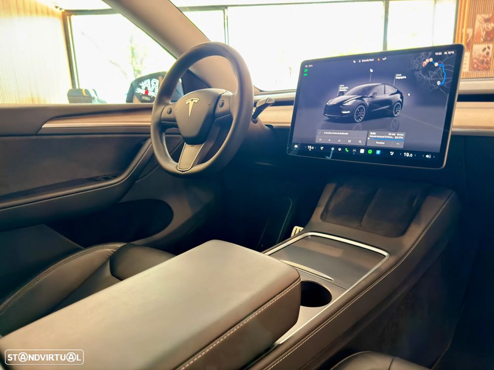 Tesla Model Y Performance Tração Integral - 43