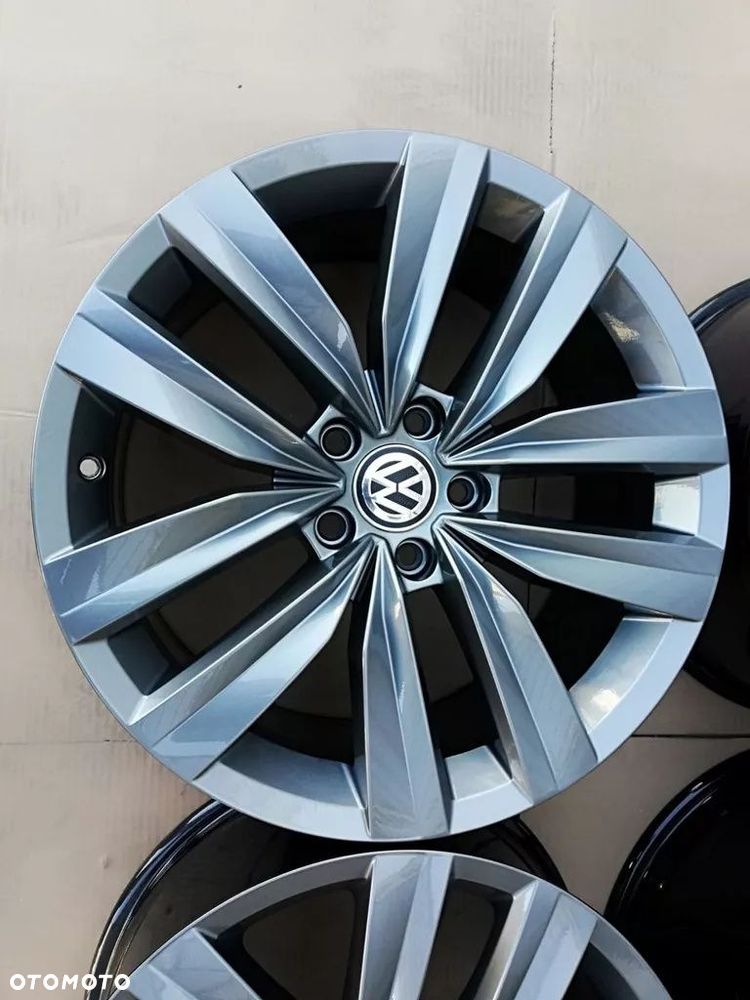 VW ARTEON GOLF T-ROCK PASSAT SCIROCO 3g8 18'' OEM - 3
