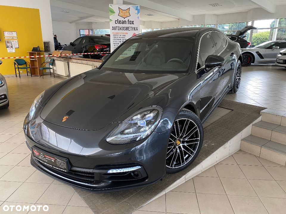 Porsche Panamera 4S - 2