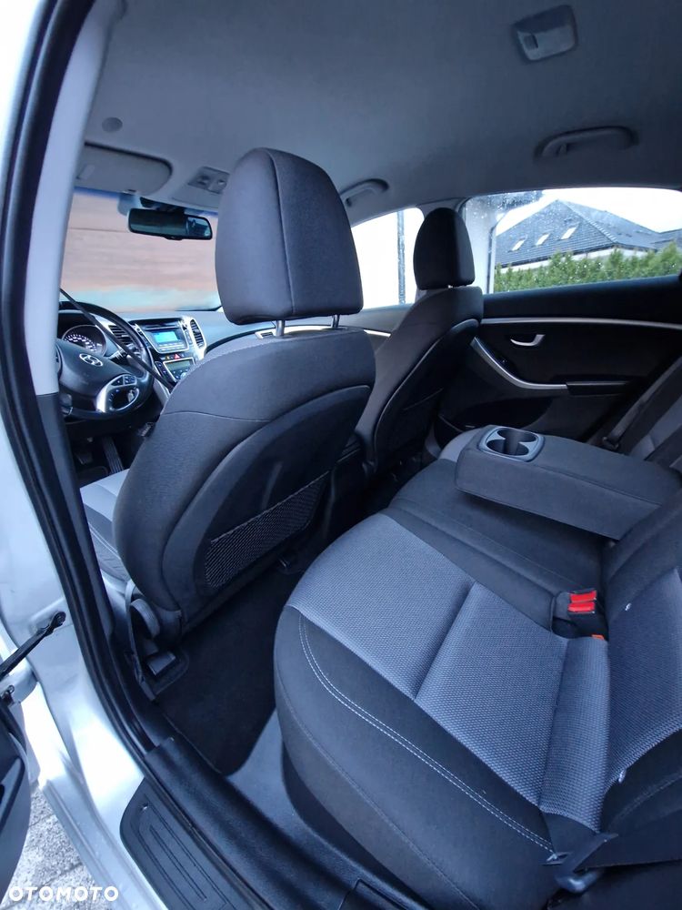 Hyundai i30 1.6 CRDI Passion Plus - 11