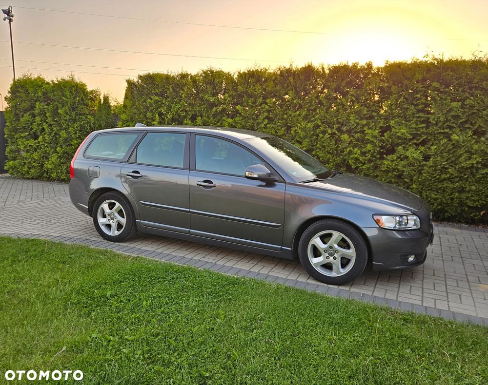 Volvo V50 DPF D2 Summum - 19