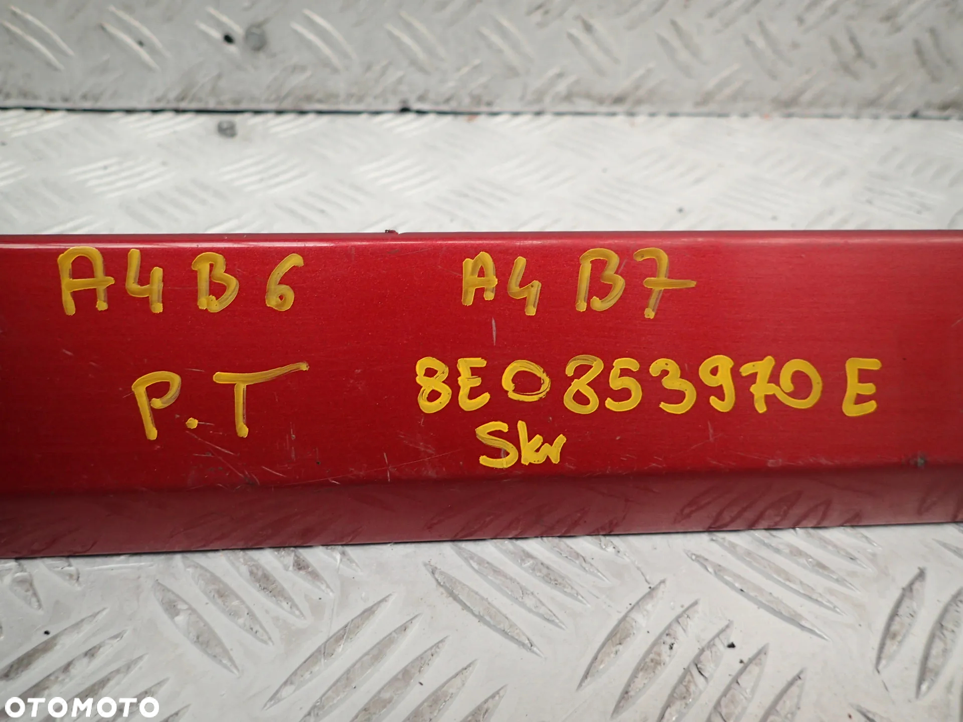 LISTWA DRZWI DOLNA AUDI A4 B6 PRAWY TYŁ 8E0853970E - 3