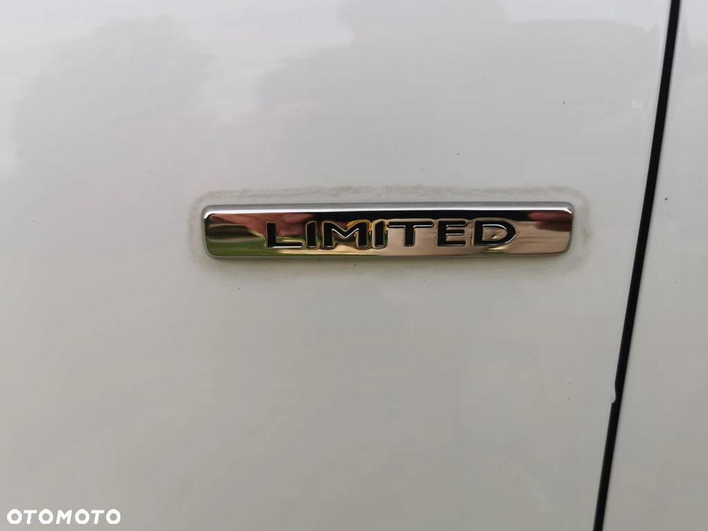 Renault Clio 1.2 16V Limited EU6 - 11