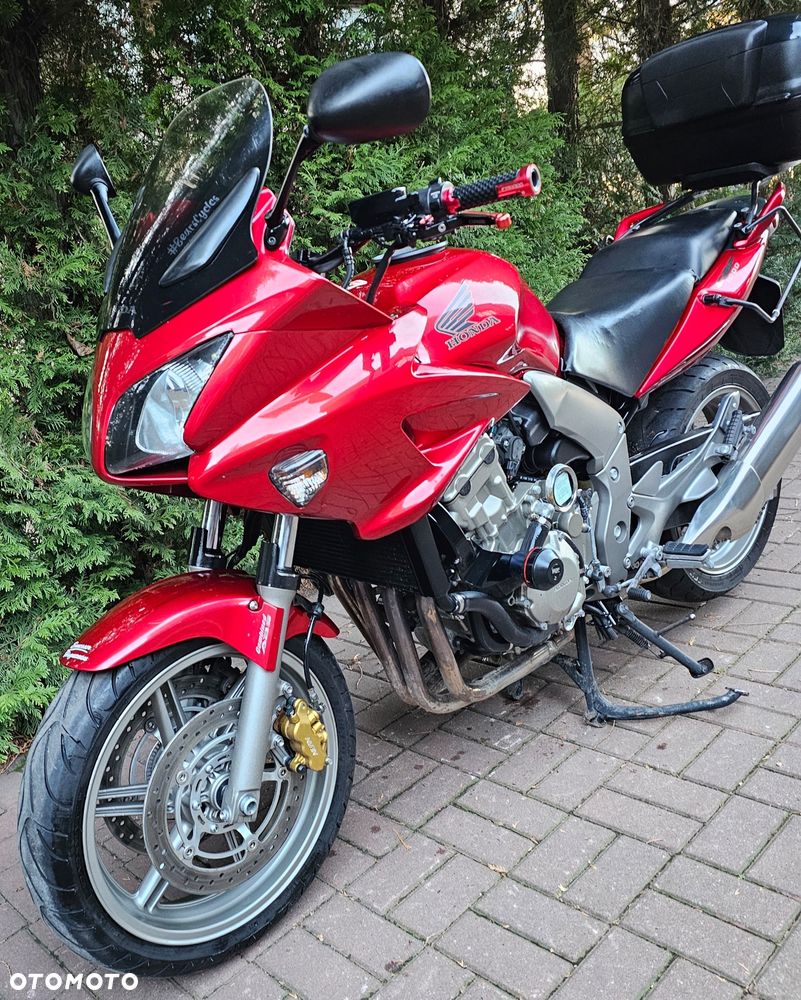 Honda CBF - 10