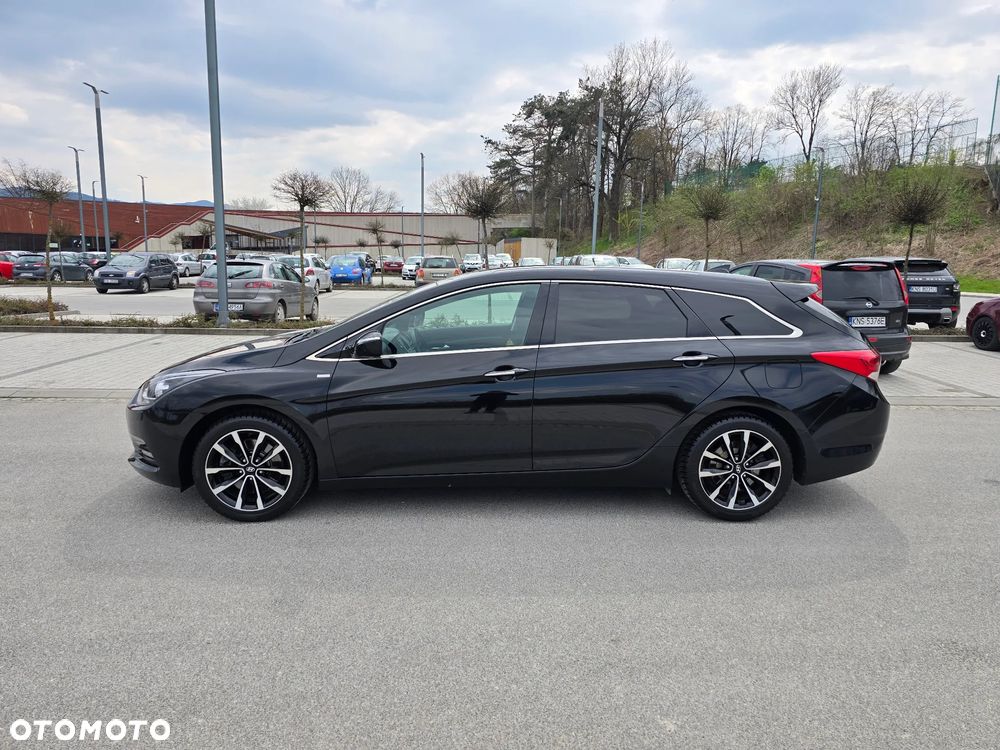 Hyundai i40 Kombi 1.7 CRDi DCT Premium - 19