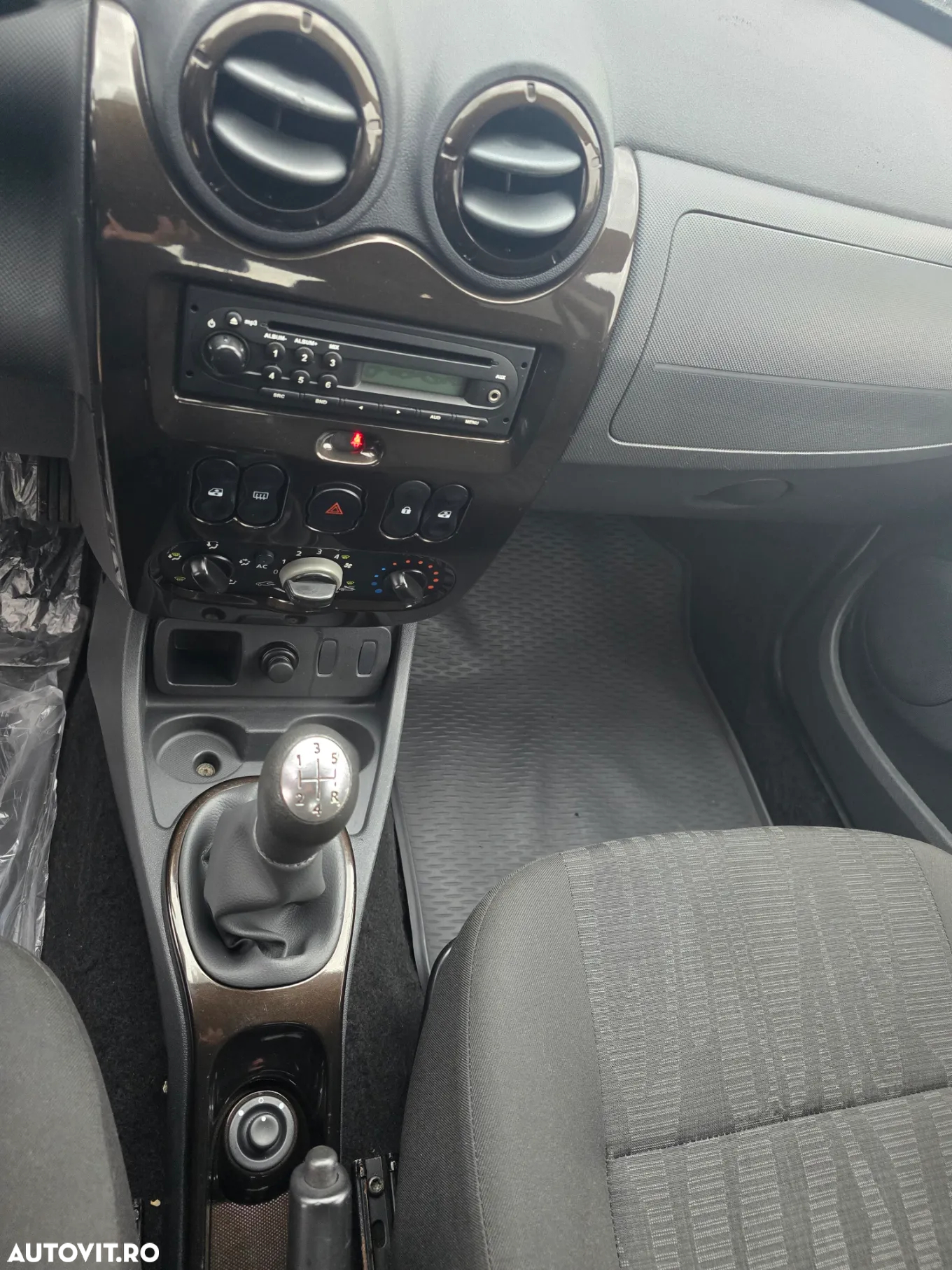 Dacia Duster - 8