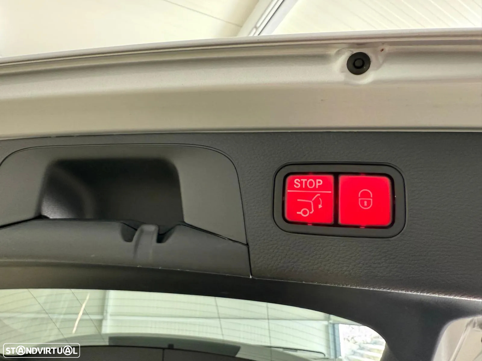 Mercedes-Benz GLC 250 d 4Matic 9G-TRONIC AMG Line - 22