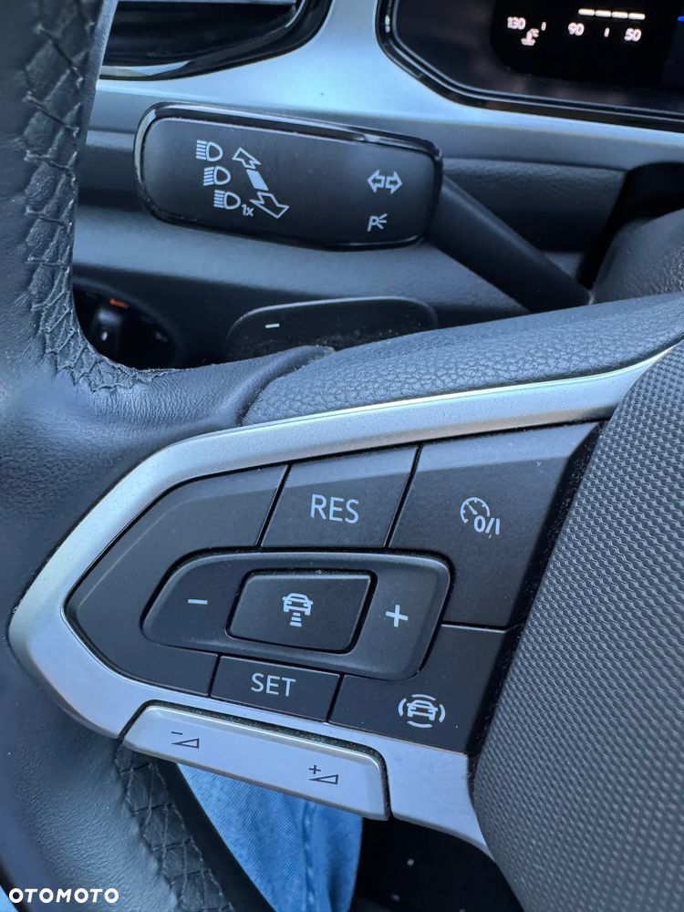 Volkswagen T-Roc 1.5 TSI Life DSG - 21