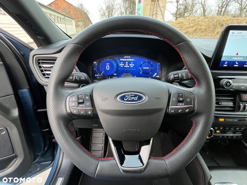 Ford Kuga 2.0 EcoBlue 4x4 ST-LINE X - 22