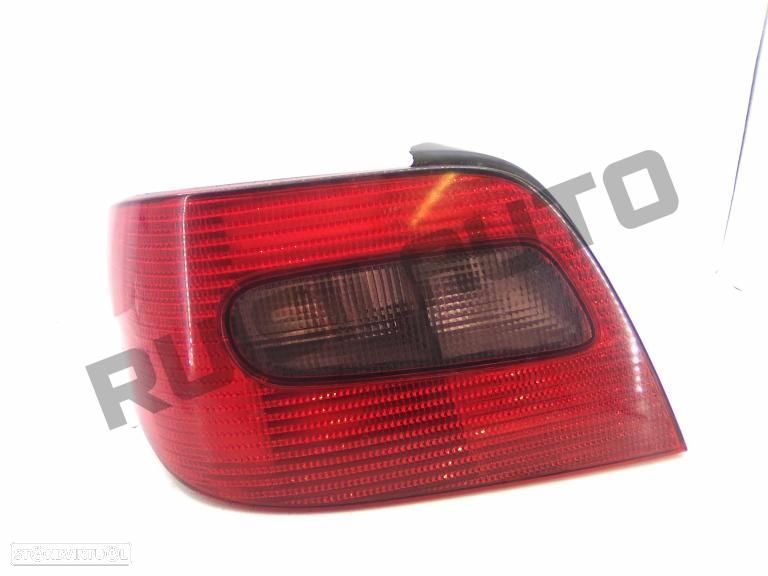 Farolim Trás Painel Esquerdo  Citroen Xsara [1997_2006] 1.4 I - 1