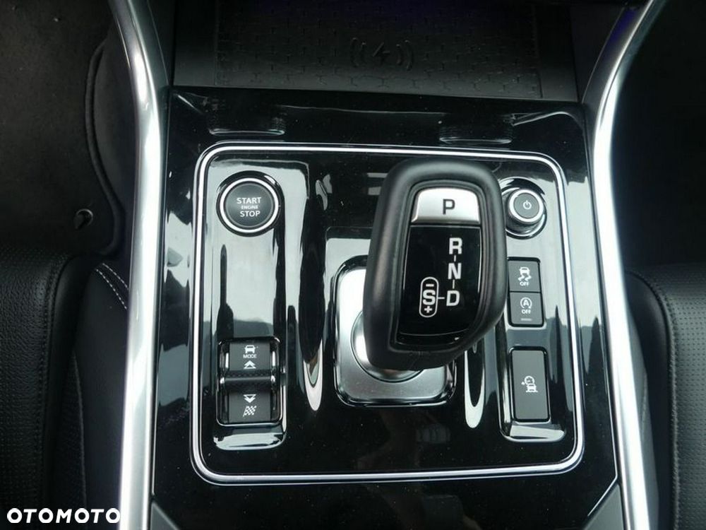Jaguar XE 2.0 T AWD R-Sport - 6
