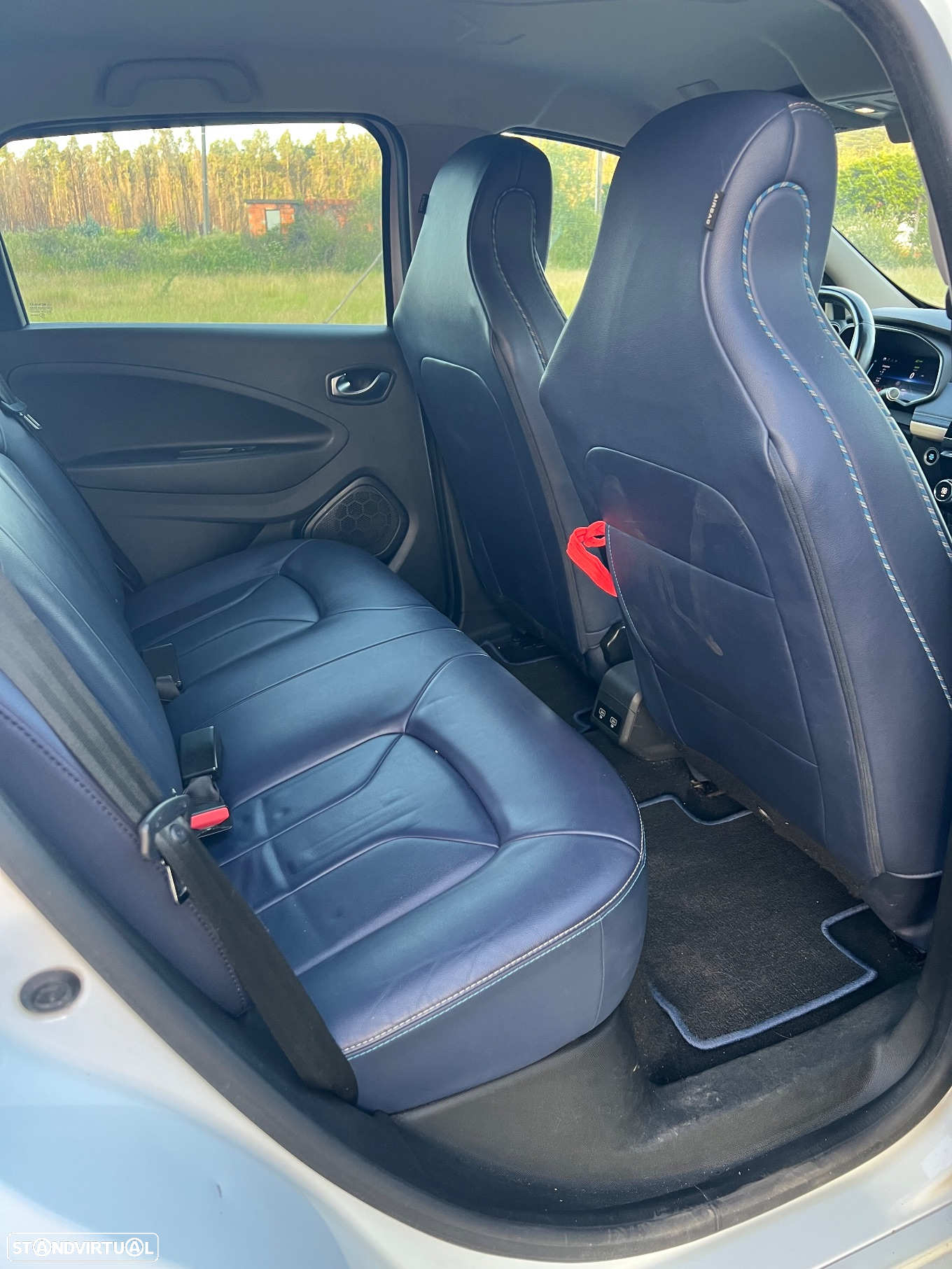 Renault Zoe (c/ Bateria) EV50 135hp Riviera - 17