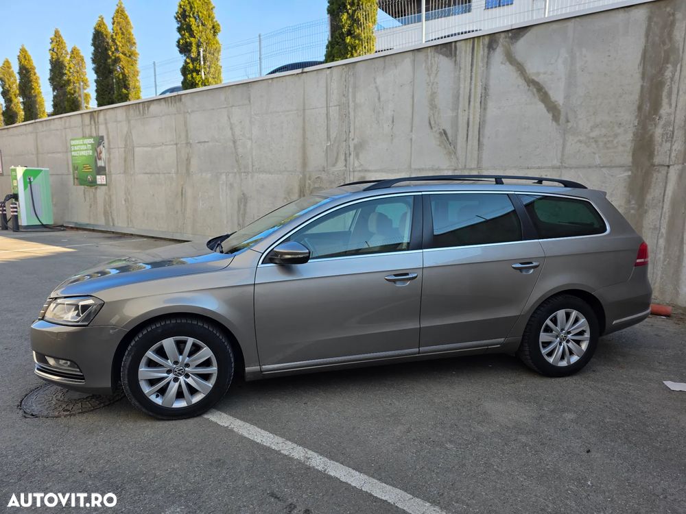 Volkswagen Passat Variant 2.0 TDI BlueMotion Technology DSG Comfortline - 2